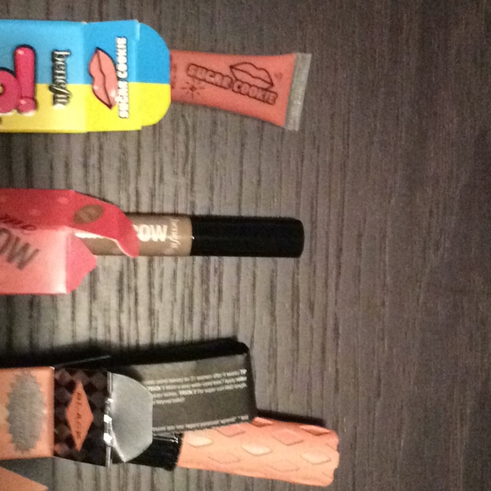 Benefit bundle - Picture 2 of 2